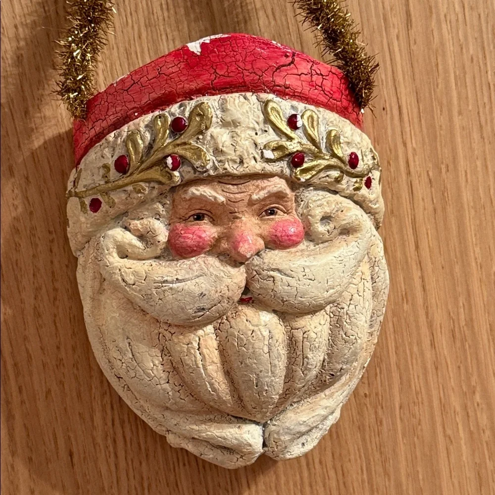 vintage-style, crackle-finish resin or plaster Santa Claus figurine / Vase